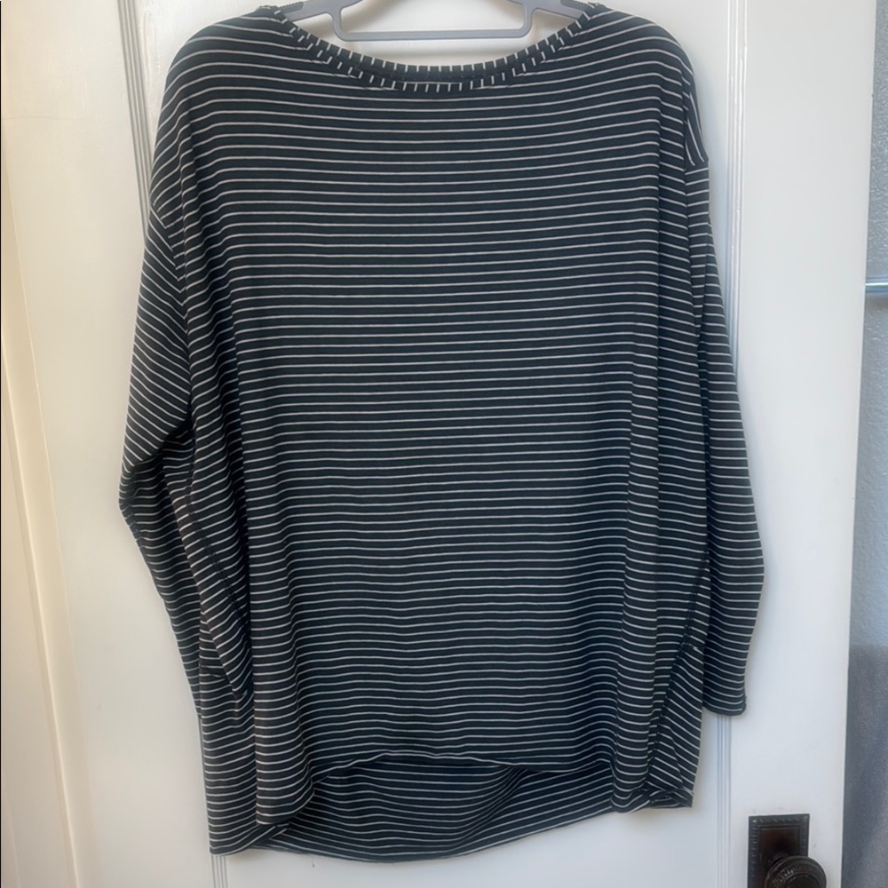 Euc back in action long sleeve